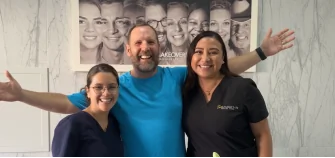 patient happy for All on 4 dental implants in Playa del Carmen